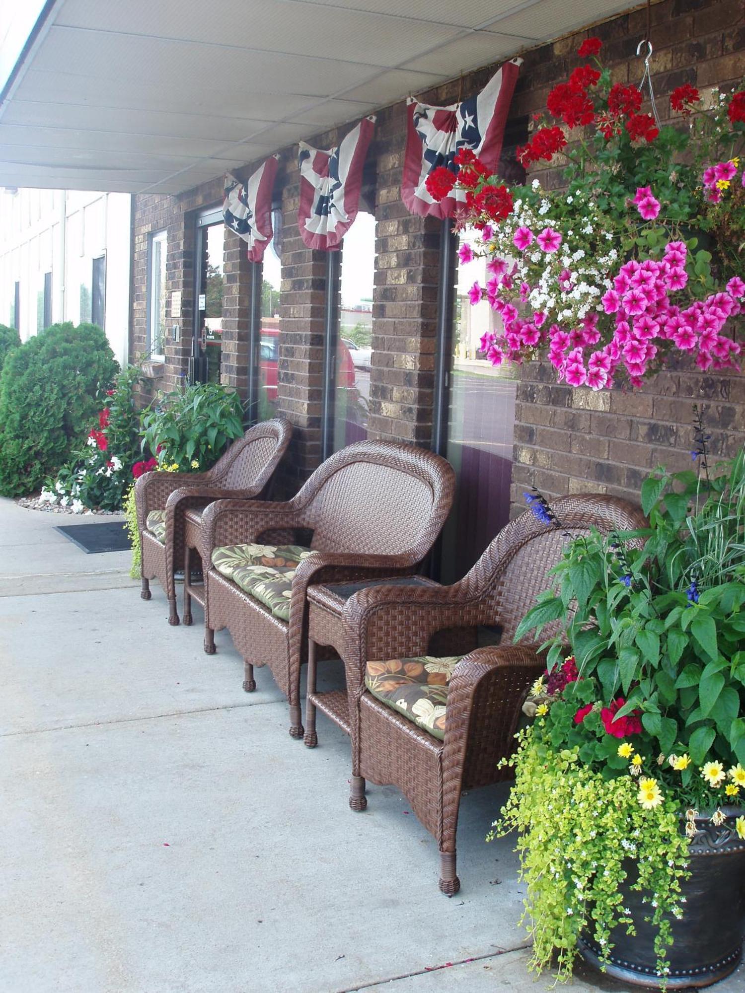 Super 8 By Wyndham Antigo Motel Exterior photo